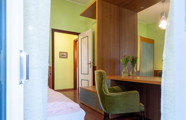 Villa by Lake Idro With Panoramic Views - Photo 6