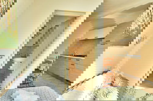 Photo 3 - Santa Maria Cozy Apartment With View