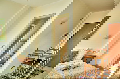 Photo 5 - Santa Maria Cozy Apartment With View