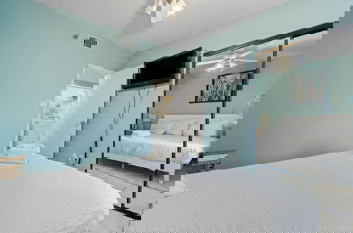 Foto 3 - Romar Place 305