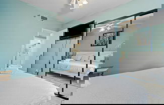 Foto 3 - Romar Place 305