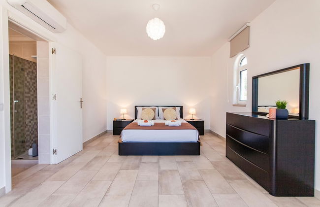 Villa Serena - Photo 3