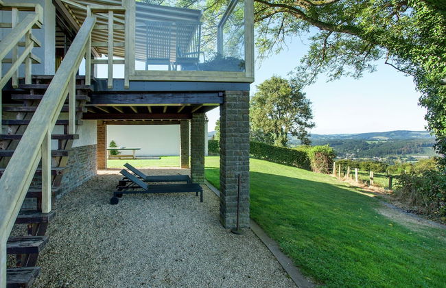 Vintage Villa With Private Garden in Rendeux - Foto 1