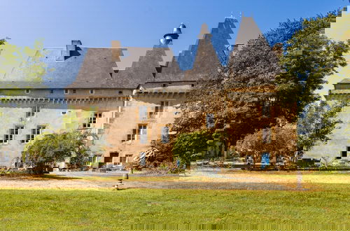 Foto 77 - Romantic Stay in a Medieval Castle With Pool and Restaurant Among Others