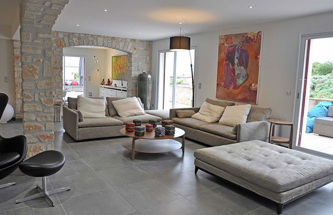 Magnificent Villa in Saint-ambroix With Private Pool - Photo 17
