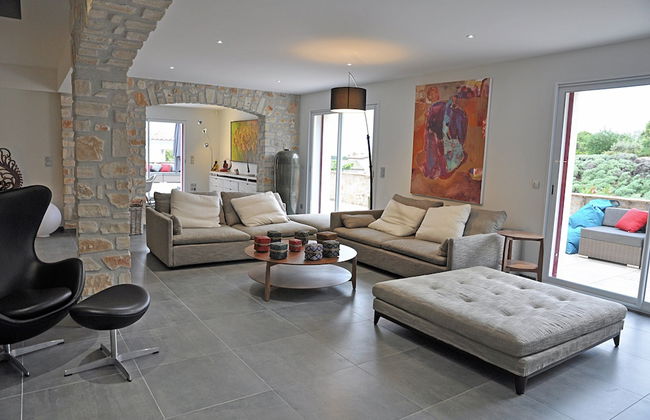 Magnificent Villa in Saint-ambroix With Private Pool - Photo 19