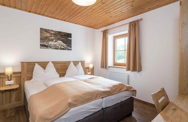 Luxurious Holiday Home in Saalbach-hinterglemm With Barbecue - Photo 4