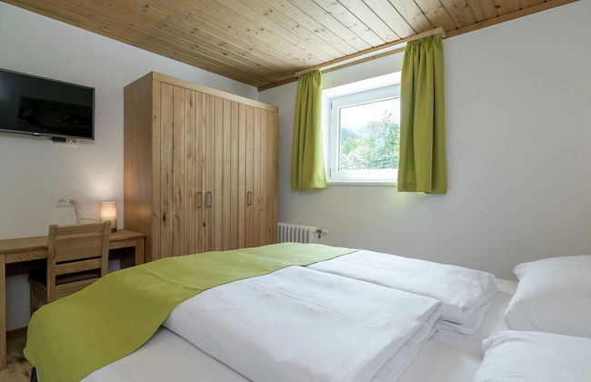 Luxurious Holiday Home in Saalbach-hinterglemm With Barbecue - Photo 2