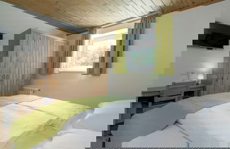 Foto 2 - Luxurious Holiday Home in Saalbach-hinterglemm With Barbecue