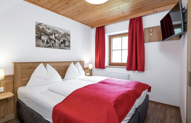 Luxurious Holiday Home in Saalbach-hinterglemm With Barbecue - Photo 7
