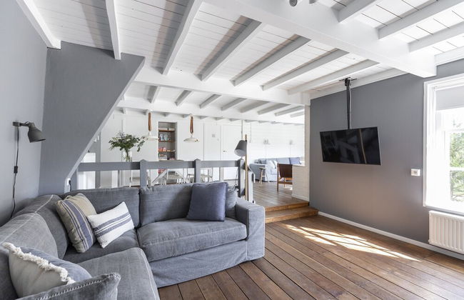 Luxuriously Restored Farmhouse With Trendy Interior Close to sea and Forest - Foto 48