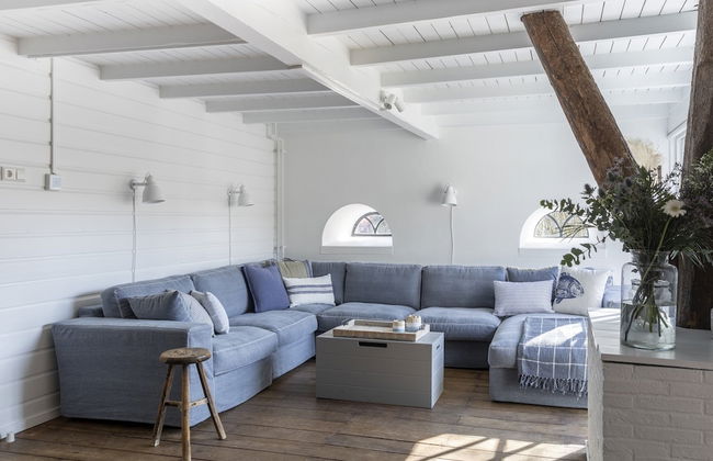 Luxuriously Restored Farmhouse With Trendy Interior Close to sea and Forest - Foto 37
