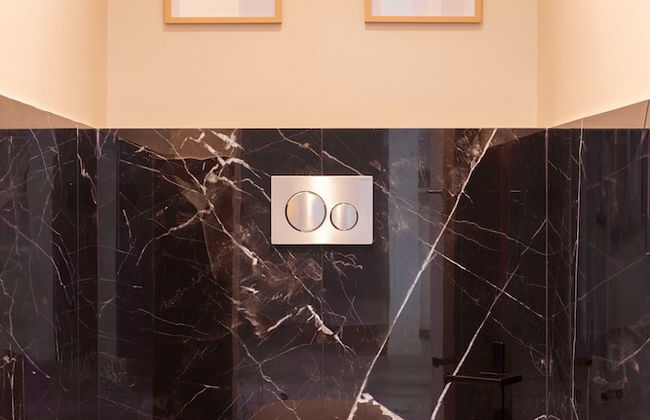 Luxurious Home in Paris for 6 People - Photo 9