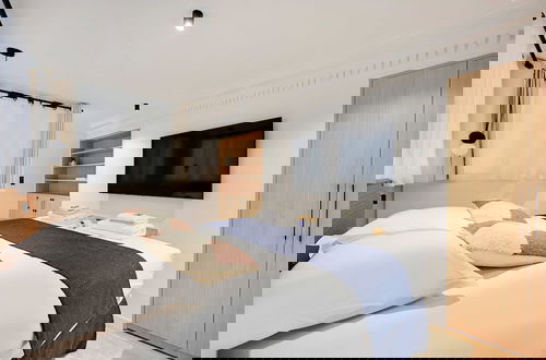 Foto 4 - Elegant Apartment With 2 Rooms