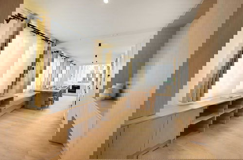 Foto 5 - Elegant Apartment With 2 Rooms