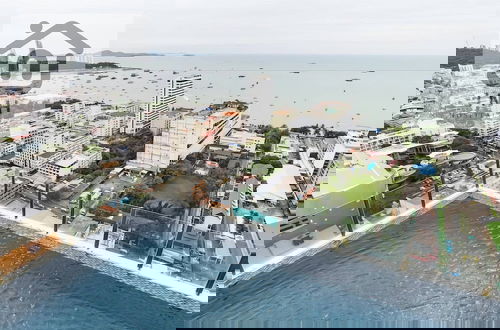 Foto 74 - The BASE Central Pattaya By INH Global