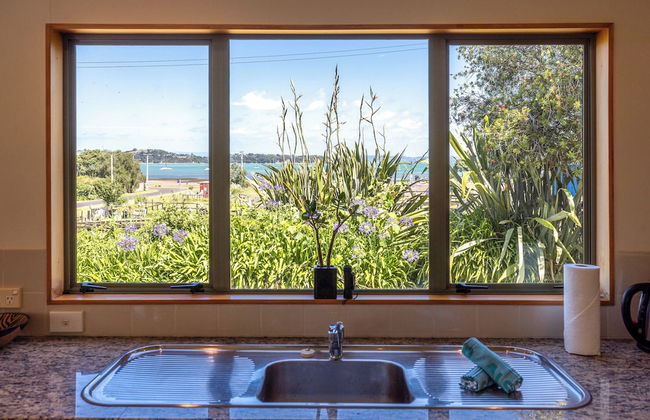 Tikirau Bay Views in Oneroa - Photo 24