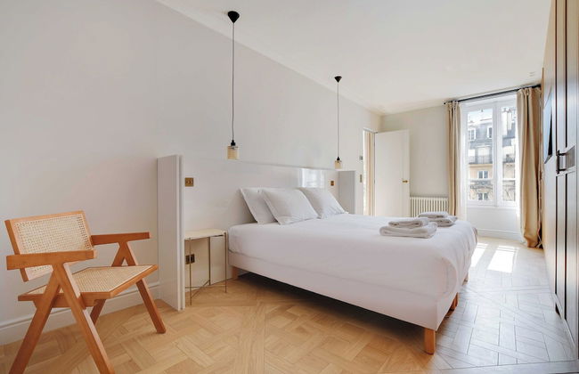 Exceptional Duplex - Ac-4br/8p- Close to Marais - Photo 3