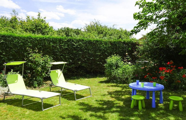 Beautiful Quiet Holiday Home, Close to the Beach - Foto 16