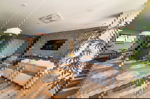 Foto 72 - Wave House