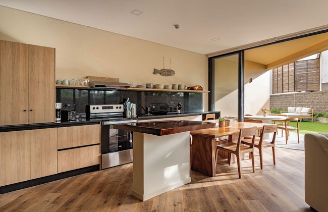 Wave House - Photo 31