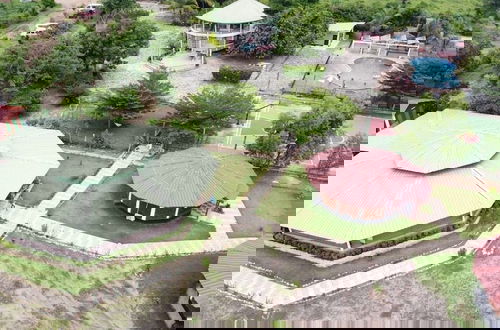 Foto 15 - MAF Village
