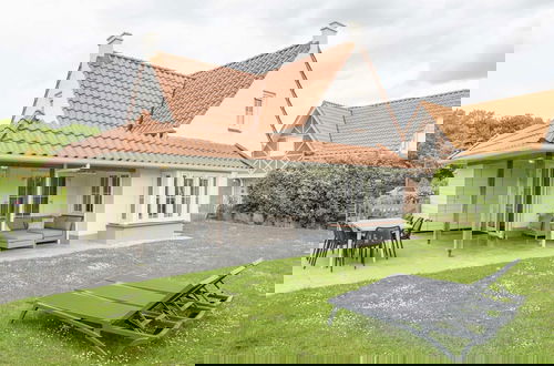 Foto 1 - Villa With Sauna and Rowing Boat, Near the Beach