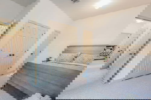 Foto 3 - Upstay-2-Home Complex for 18ppl