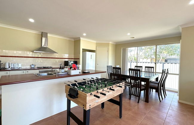 Boardwalk House by GoodLive - Photo 37