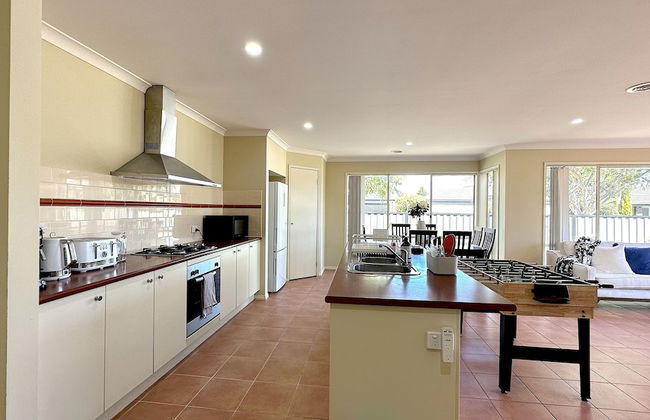 Boardwalk House by GoodLive - Photo 28