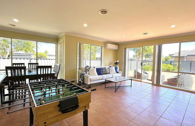 Boardwalk House by GoodLive - Photo 36