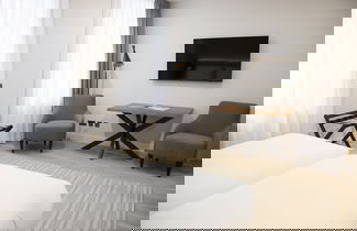 Photo 2 - Prisma Suites