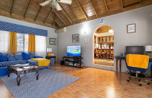 Yancey Largo Villa Perfect Jamaica Ironshore Getaway w Private Pool and Onsite Staff Services by RedAwning - Foto 36