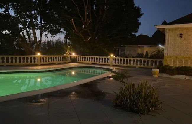 Yancey Largo Villa Perfect Jamaica Ironshore Getaway w Private Pool and Onsite Staff Services by RedAwning - Foto 53