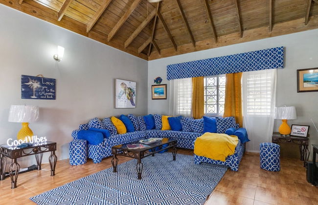 Yancey Largo Villa Perfect Jamaica Ironshore Getaway w Private Pool and Onsite Staff Services by RedAwning - Foto 37