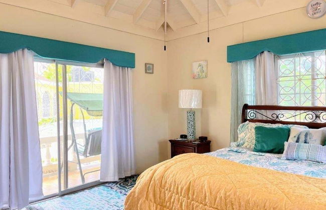 Yancey Largo Villa Perfect Jamaica Ironshore Getaway w Private Pool and Onsite Staff Services by RedAwning - Foto 16