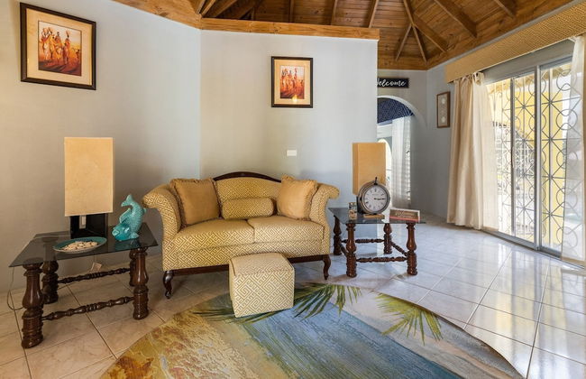 Yancey Largo Villa Perfect Jamaica Ironshore Getaway w Private Pool and Onsite Staff Services by RedAwning - Foto 34