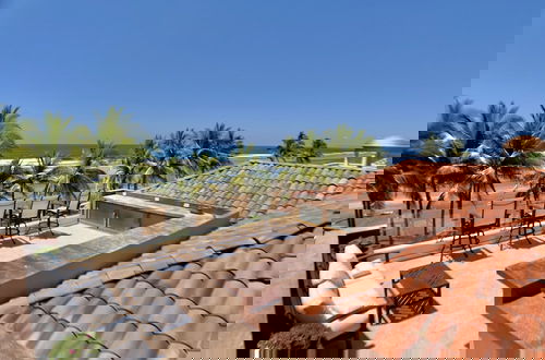 Photo 16 - Luxury Villa on The Beach - Hermosa Palms 10A by RedAwning