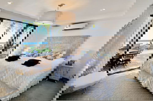 Foto 3 - Modern Beachfront Paradise - Hermosa Palms 8 by RedAwning