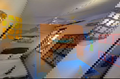 Foto 4 - Lux Suites Lamera Beachfront Apartments