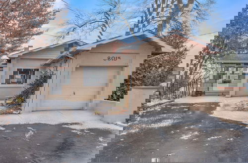 Foto 45 - Amazing Lakefront Retreat On Long Lake! 2 Bedroom Home by RedAwning