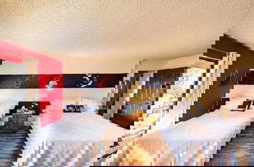 Foto 5 - Buoyant Place Hang Out 2 Private Studio Homes!