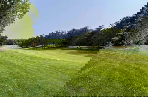 Foto 27 - Charming 1BDR Condo w Golf Course View