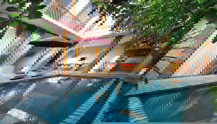 Foto 1 - Stunning 2 Br Pool Villa With Rooftop In Seminyak