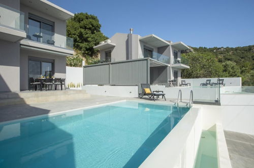 Photo 3 - Aloft Luxury Villas With Heated Pool and sea View