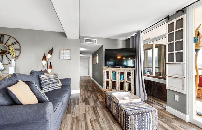 Shoreline Towers 3021 - Photo 13