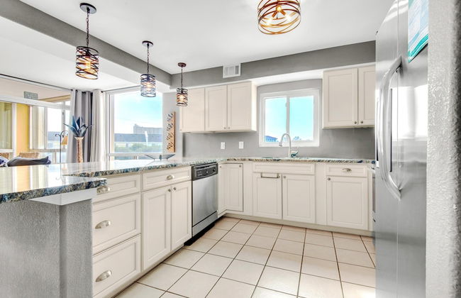 Shoreline Towers 3021 - Photo 9