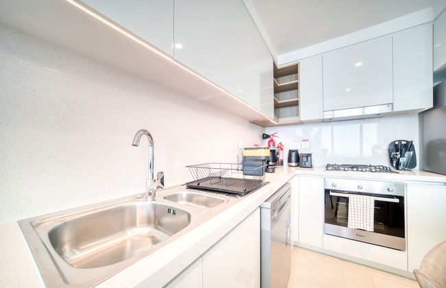 Classy Downtown 2BR w City View Balcony - Foto 28