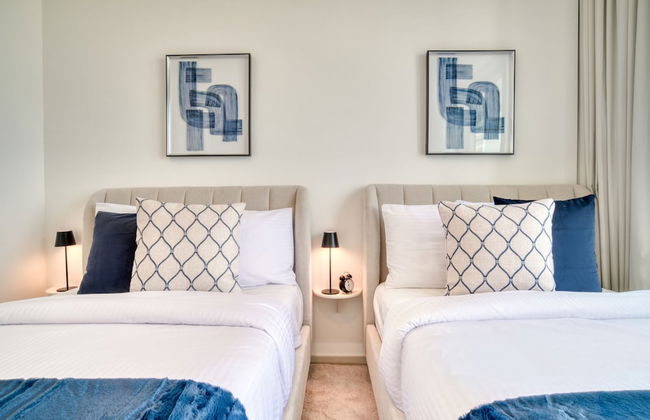 Classy Downtown 2BR w City View Balcony - Foto 45