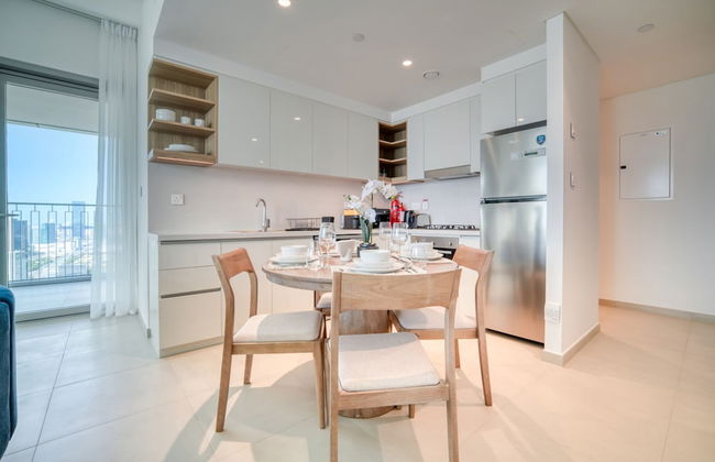 Classy Downtown 2BR w City View Balcony - Foto 33